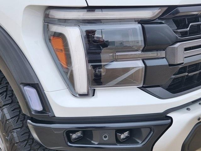 Ford F-150 Raptor SuperCrew 4WD 2024