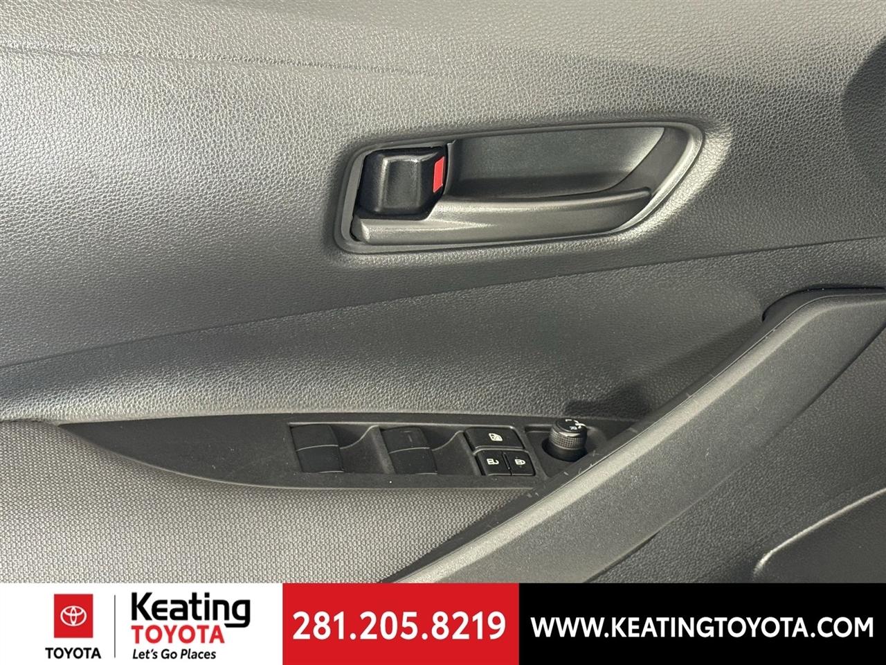 Toyota Corolla LE 2024