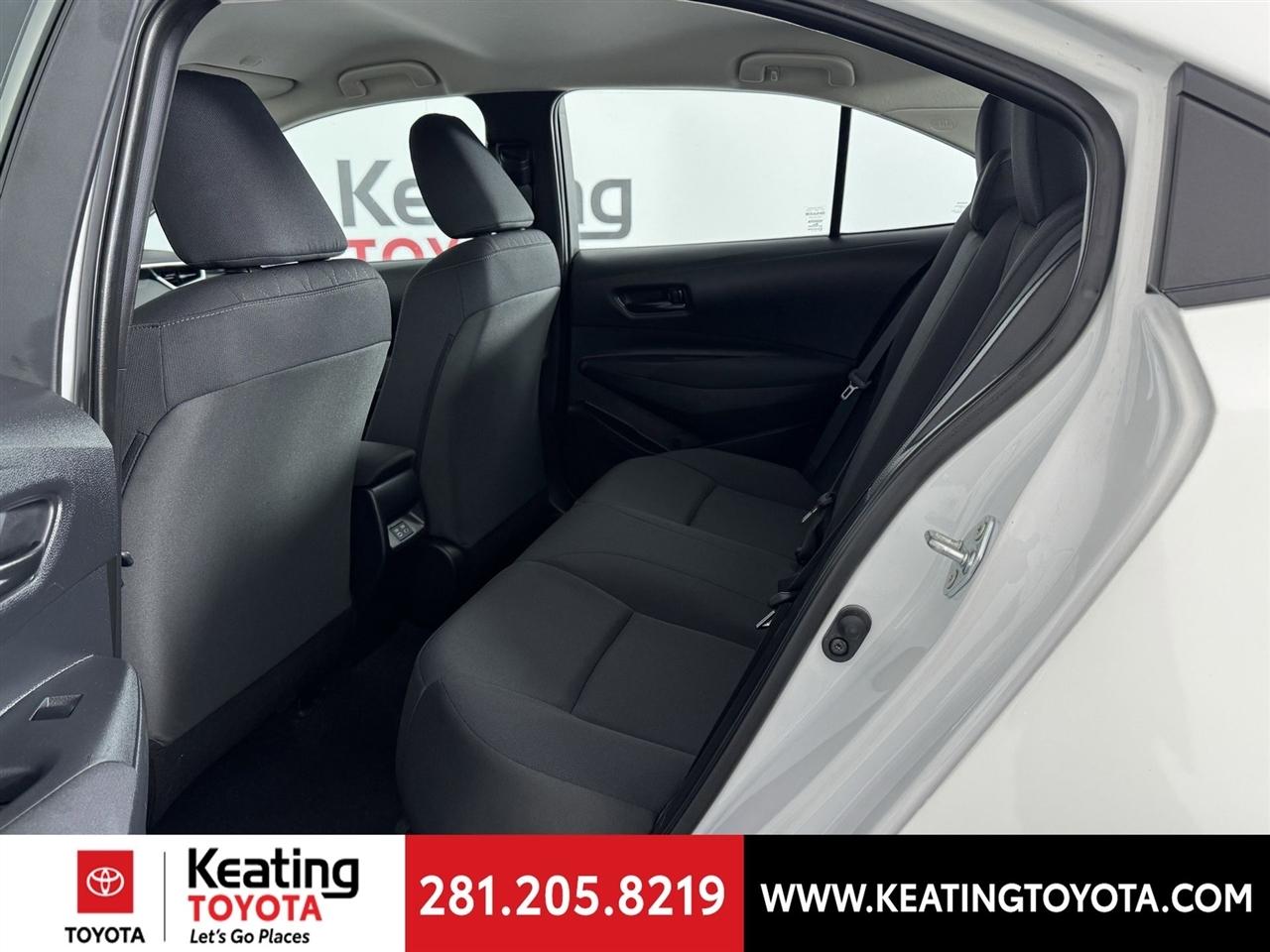 Toyota Corolla LE 2024