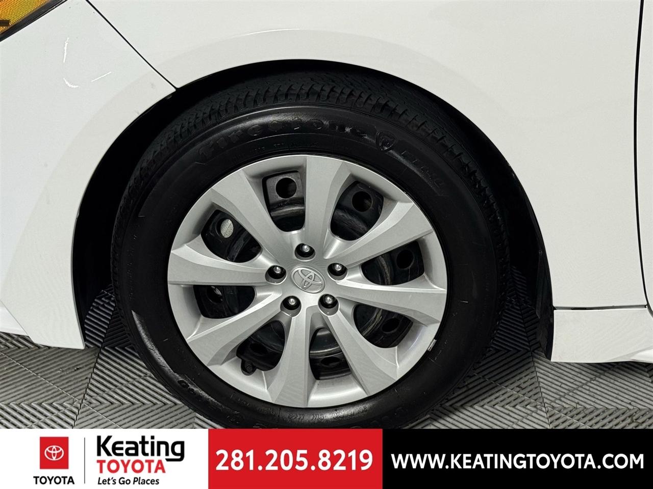 Toyota Corolla LE 2024