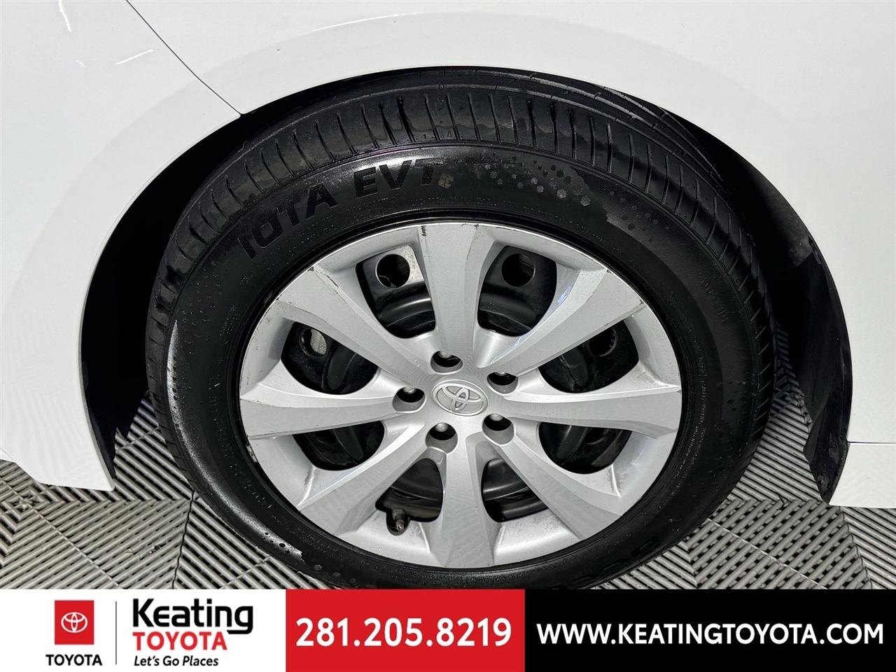 Toyota Corolla LE 2024