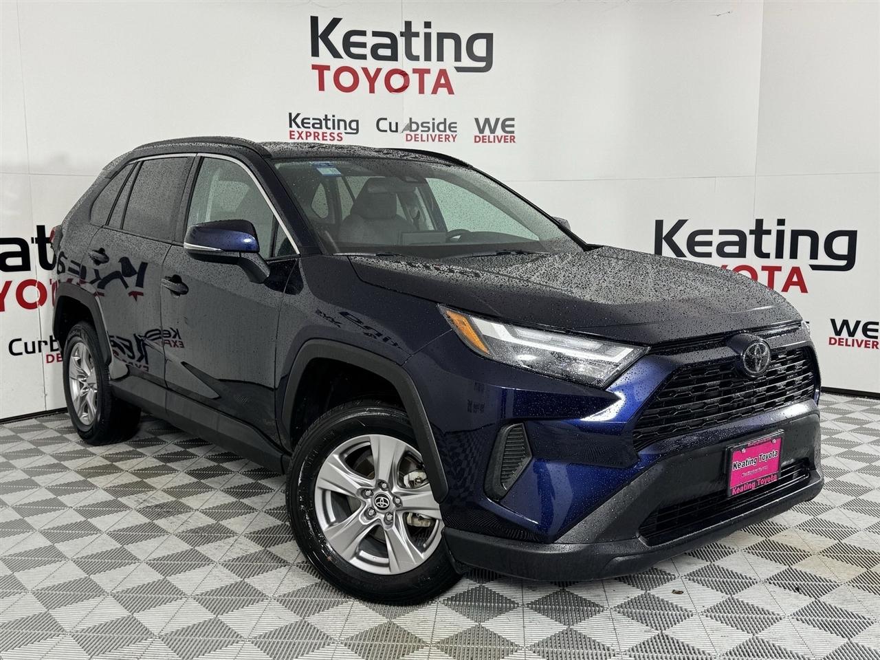 Toyota RAV4 XLE 2024