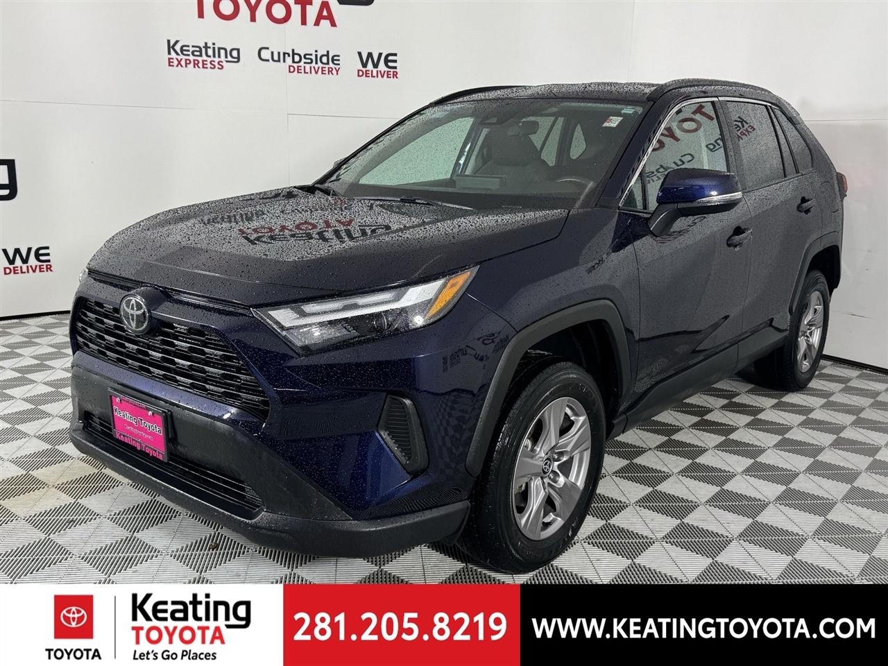 Toyota RAV4 XLE 2024