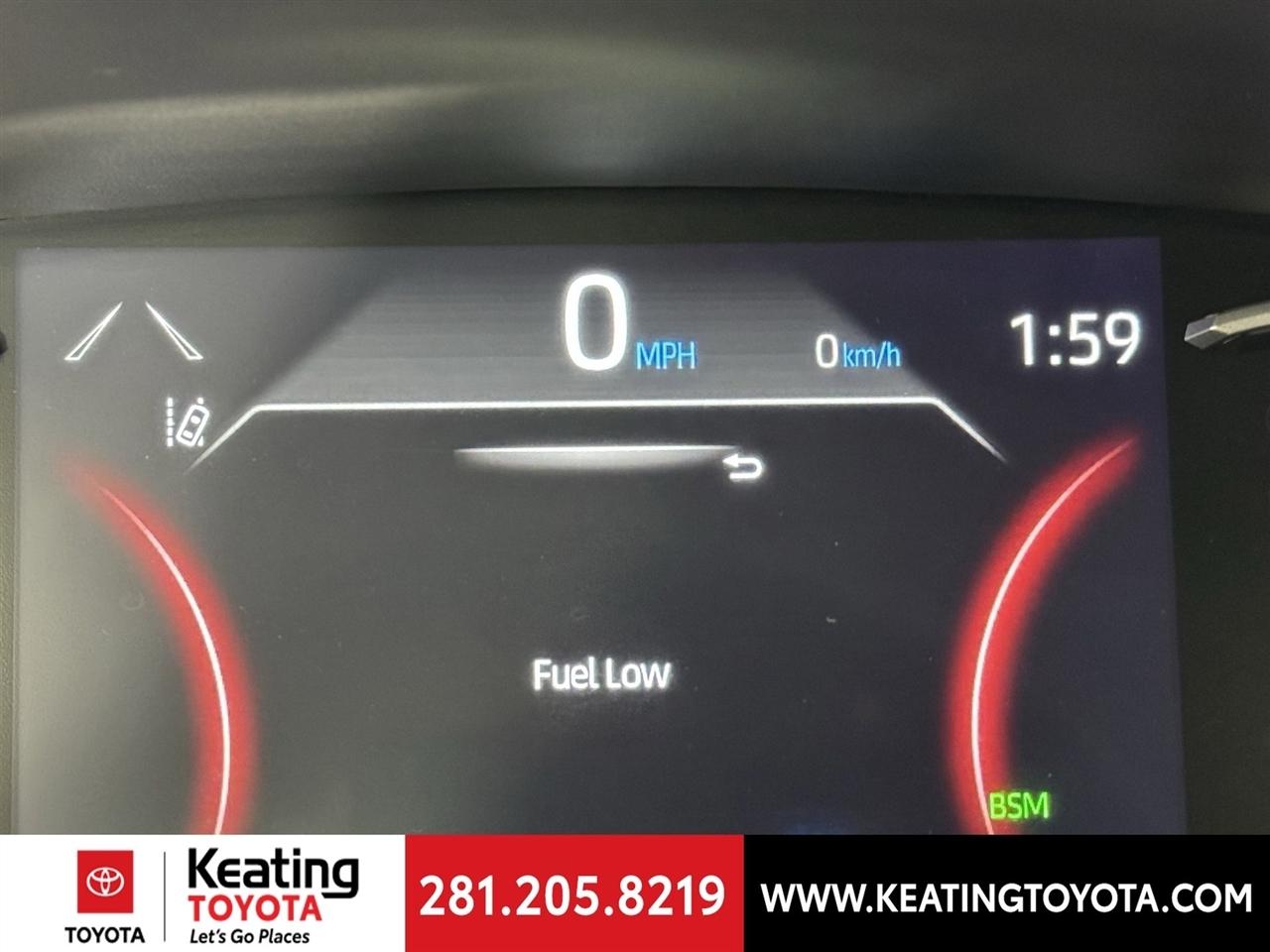 Toyota RAV4 XLE 2024