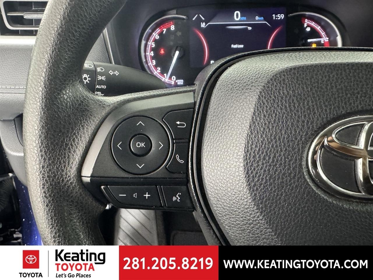 Toyota RAV4 XLE 2024