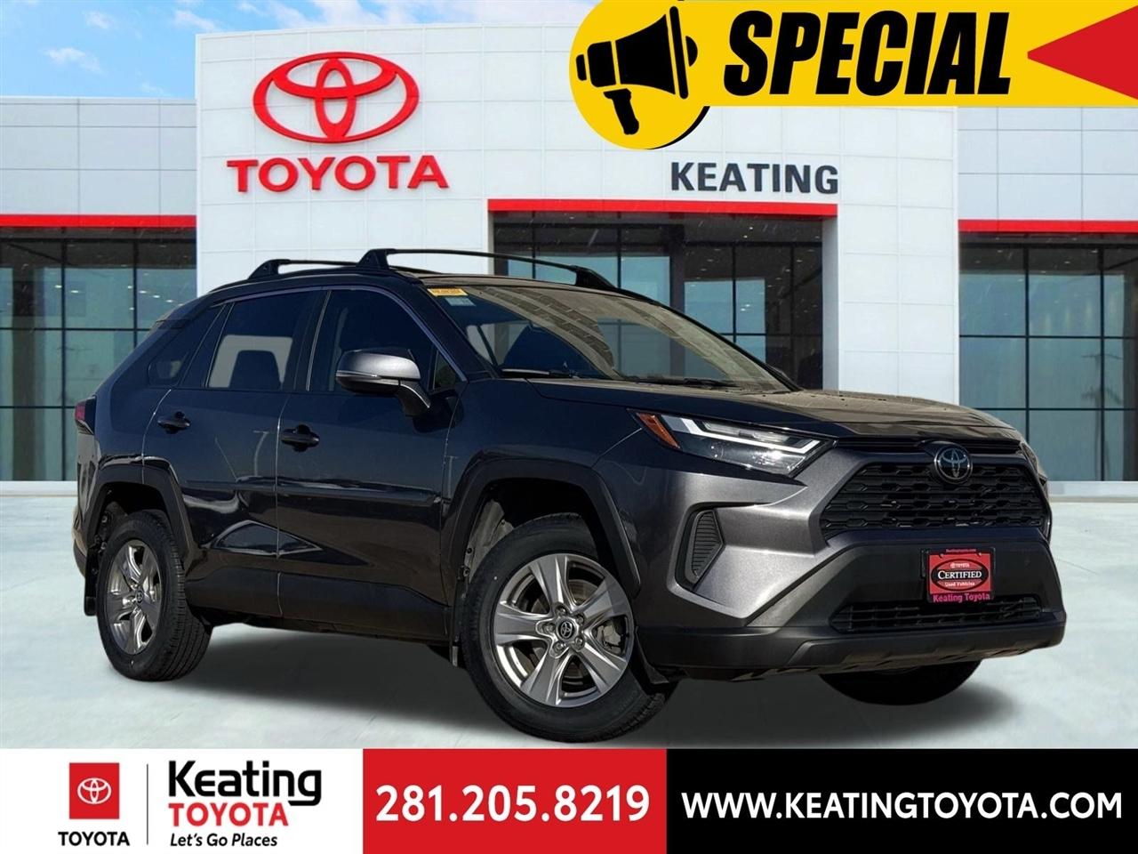 Toyota RAV4 XLE 2024