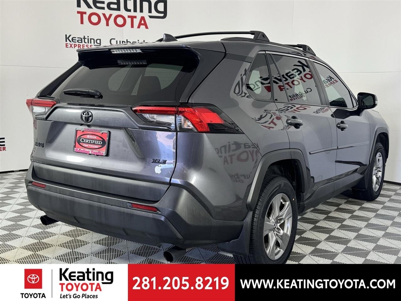 Toyota RAV4 XLE 2024