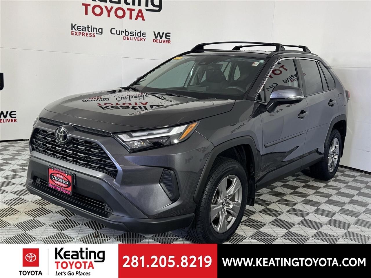 Toyota RAV4 XLE 2024