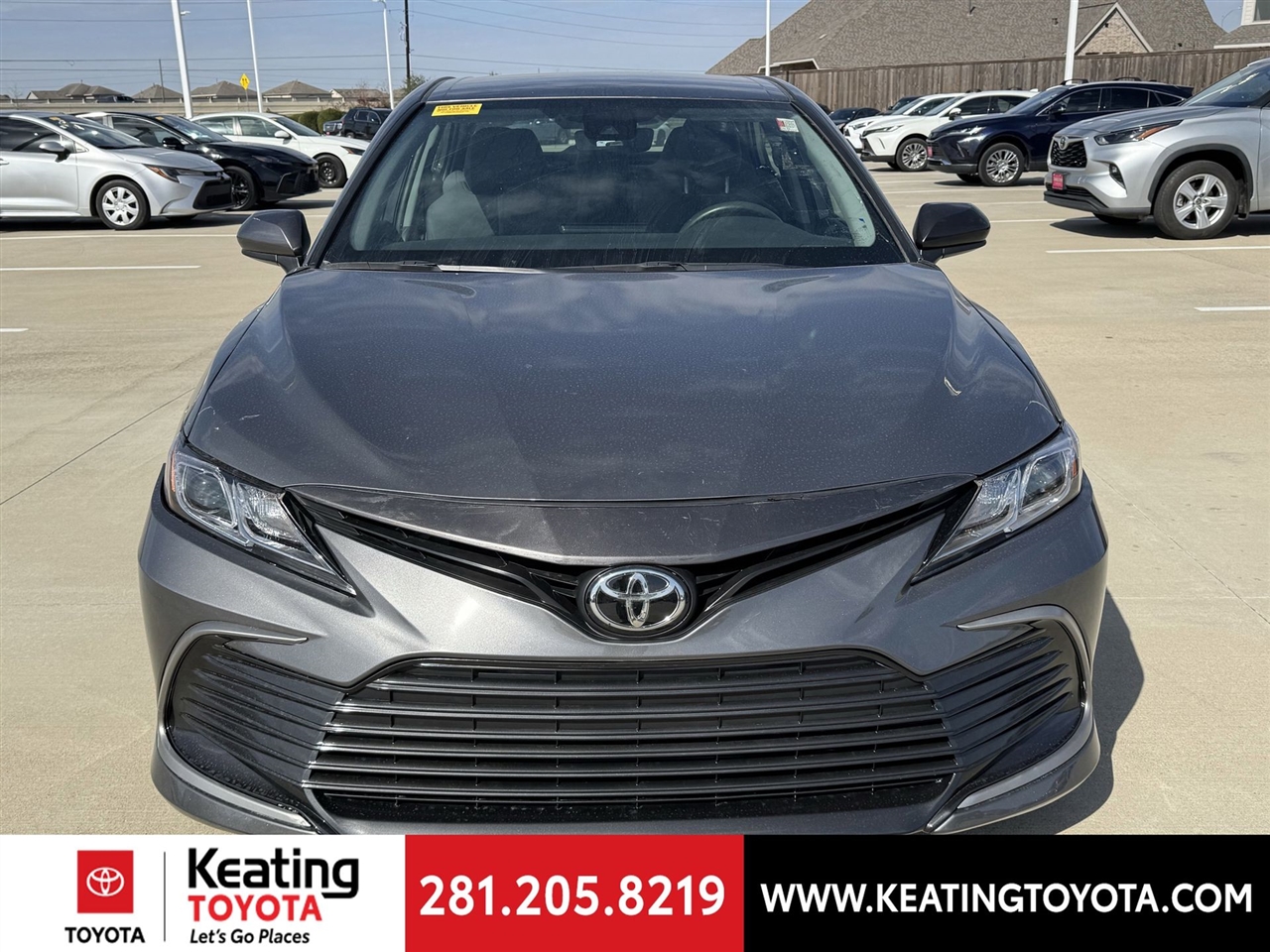 Toyota Camry LE 2022