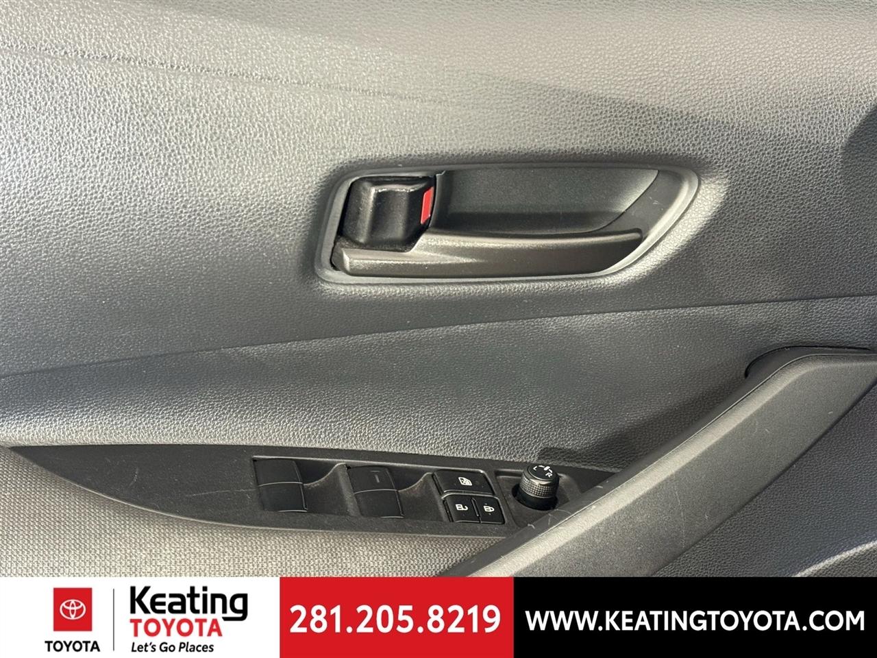 Toyota Corolla LE 2025