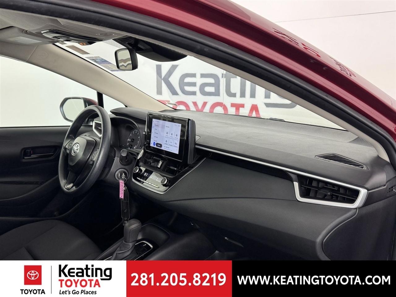 Toyota Corolla LE 2025