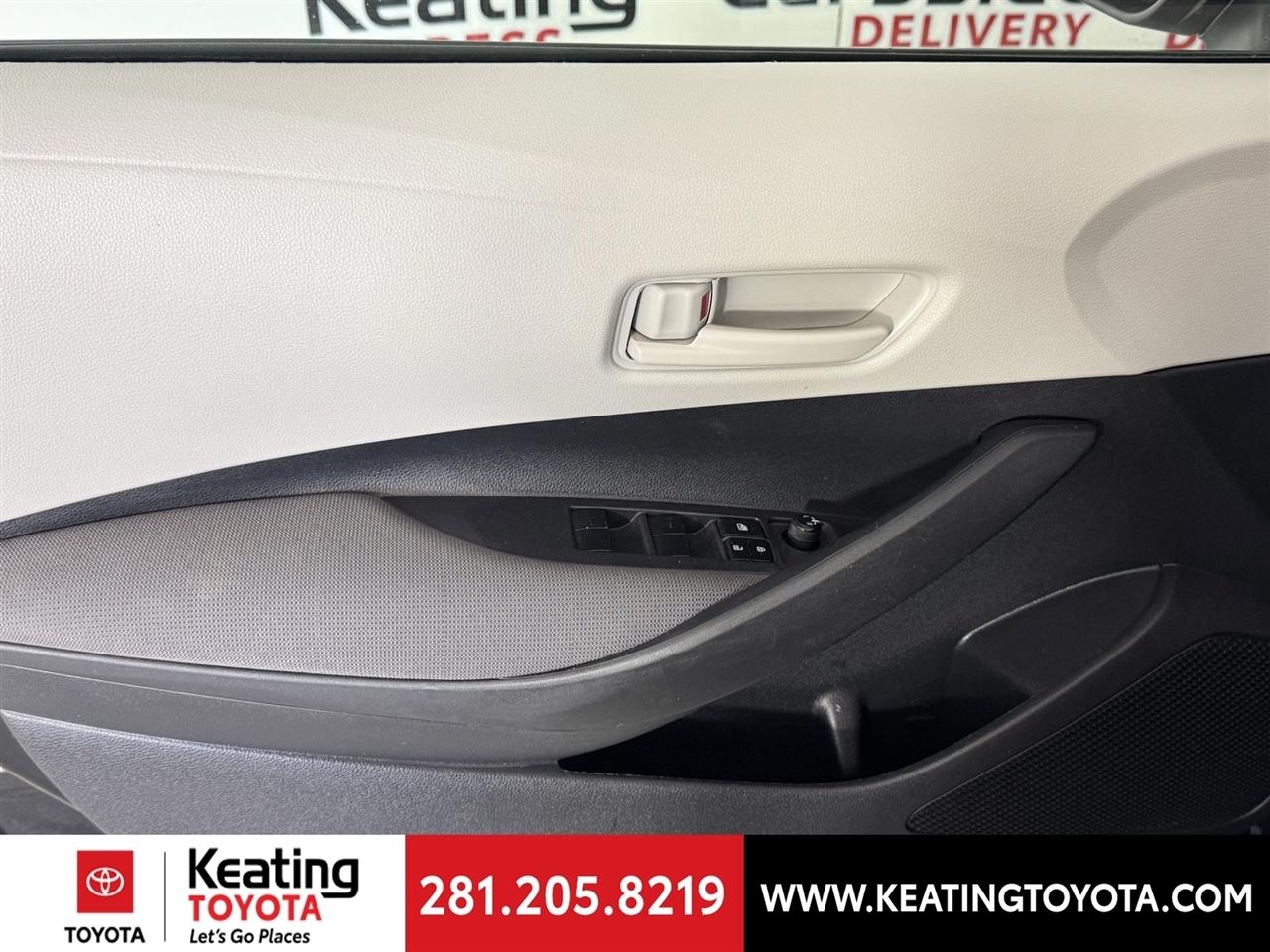 Toyota Corolla LE 2024