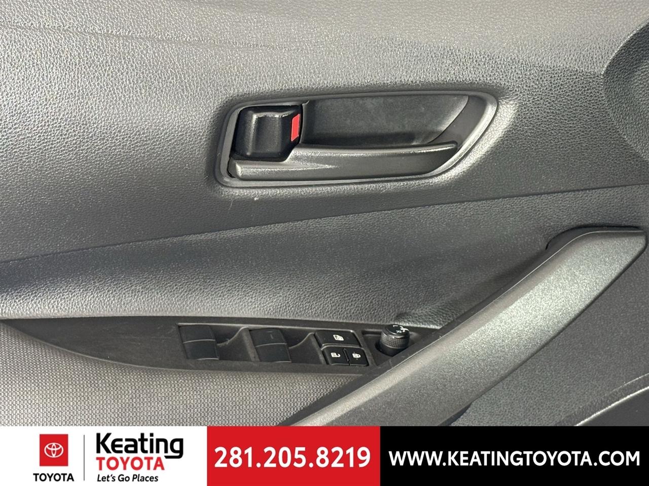 Toyota Corolla LE 2024