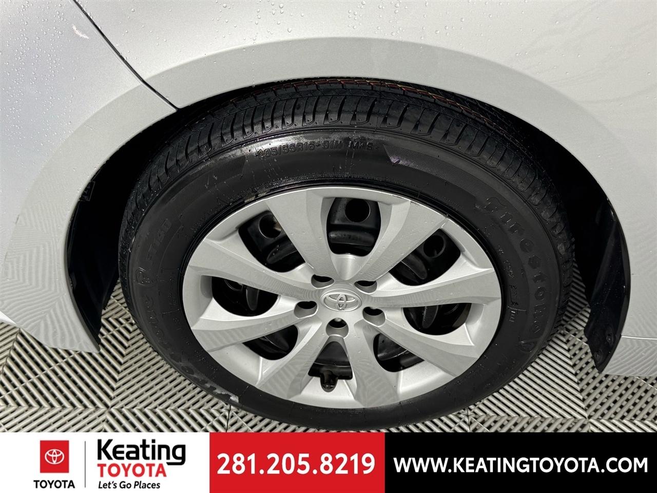 Toyota Corolla LE 2024