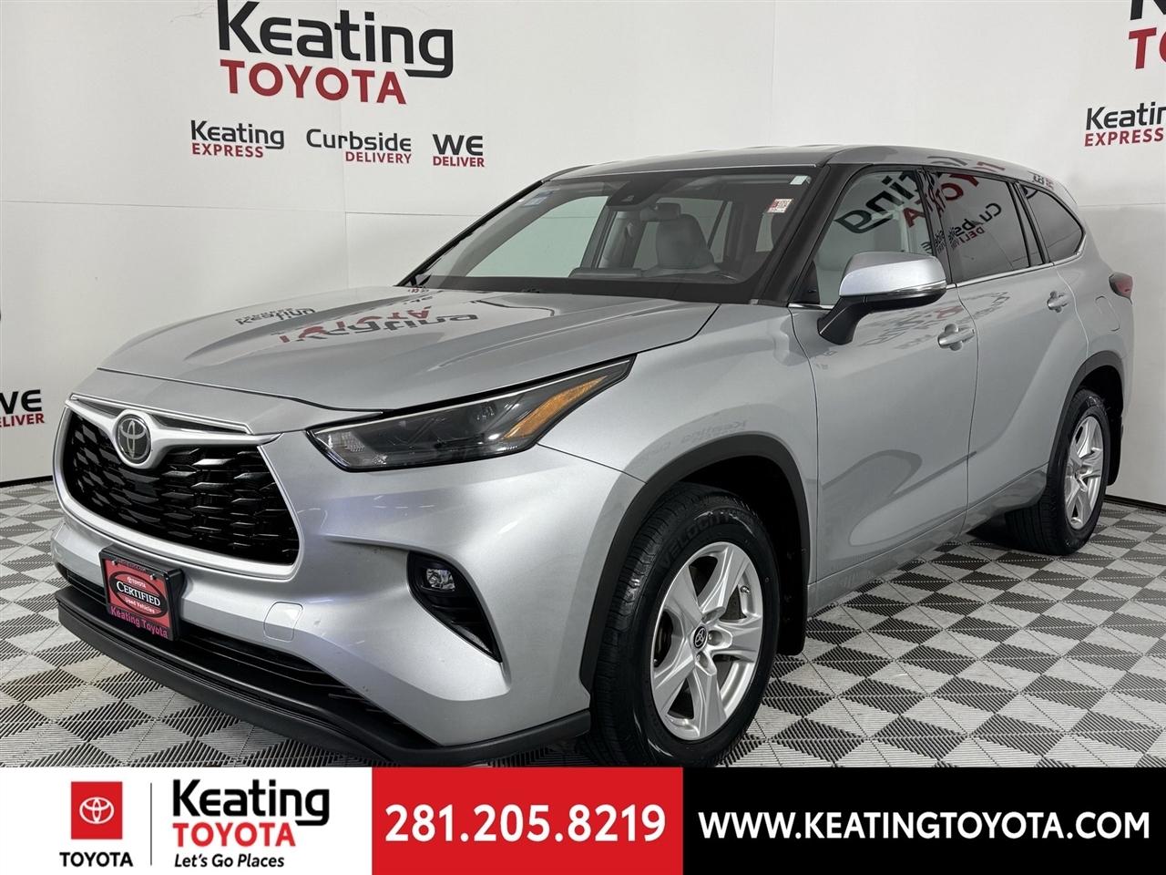 Toyota Highlander LE AWD V6 2022