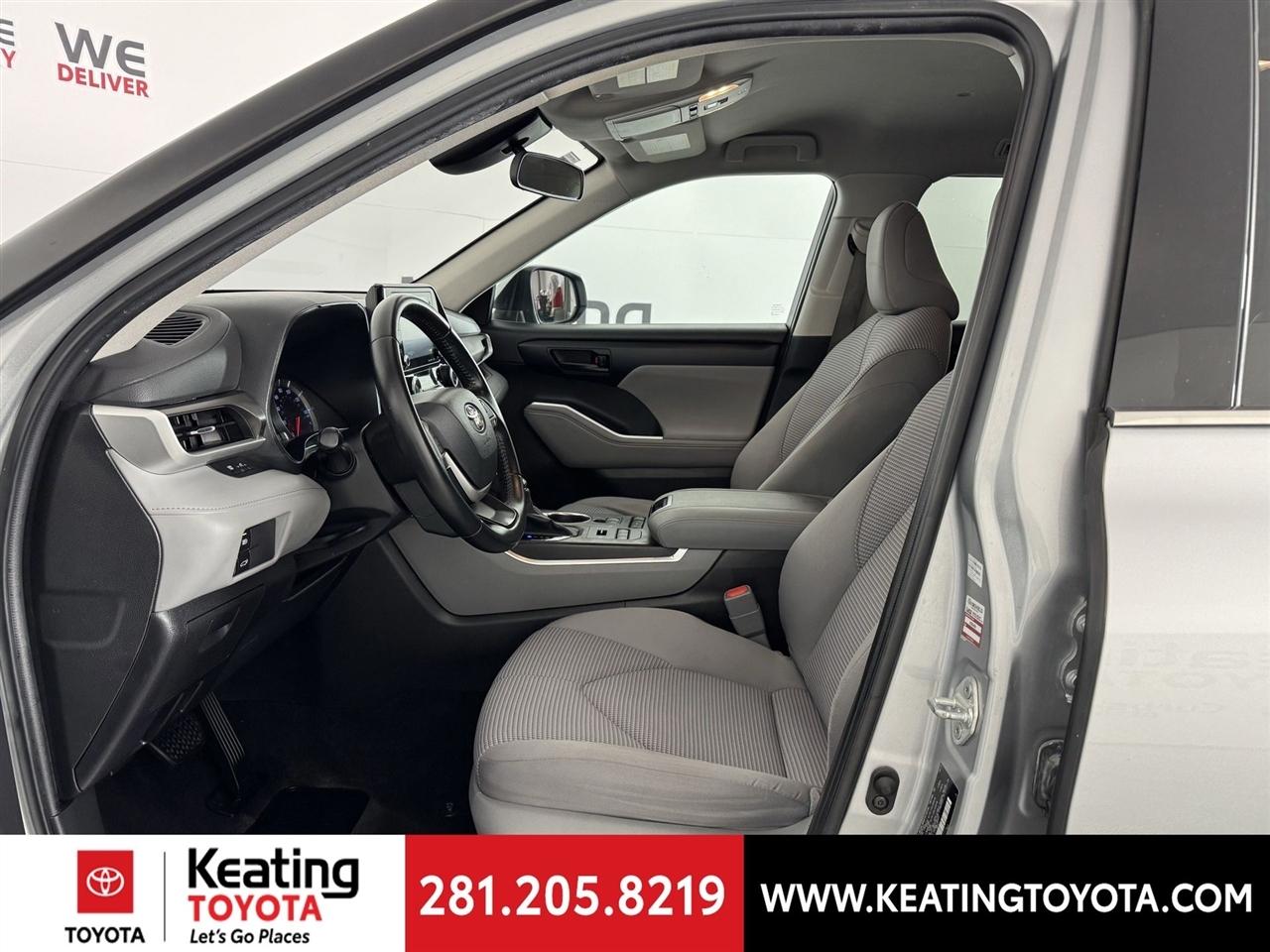 Toyota Highlander LE AWD V6 2022