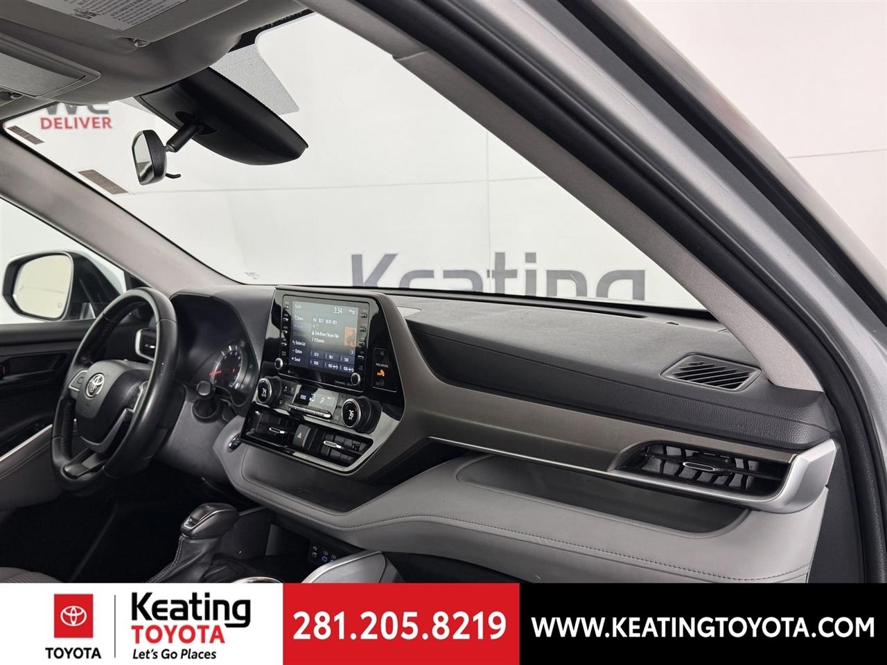 Toyota Highlander LE AWD V6 2022