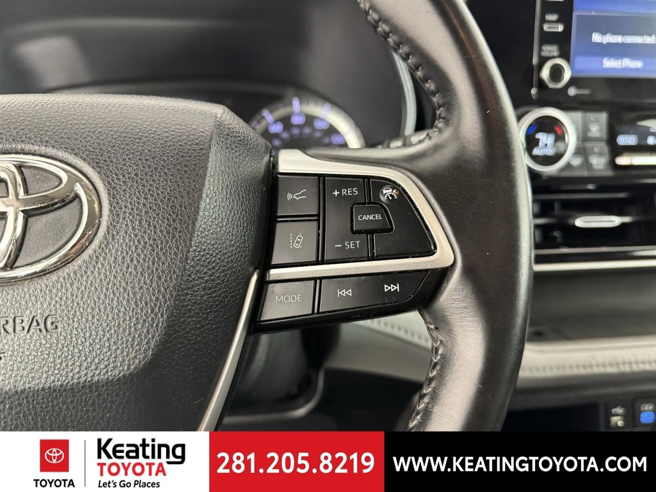 Toyota Highlander LE AWD V6 2022