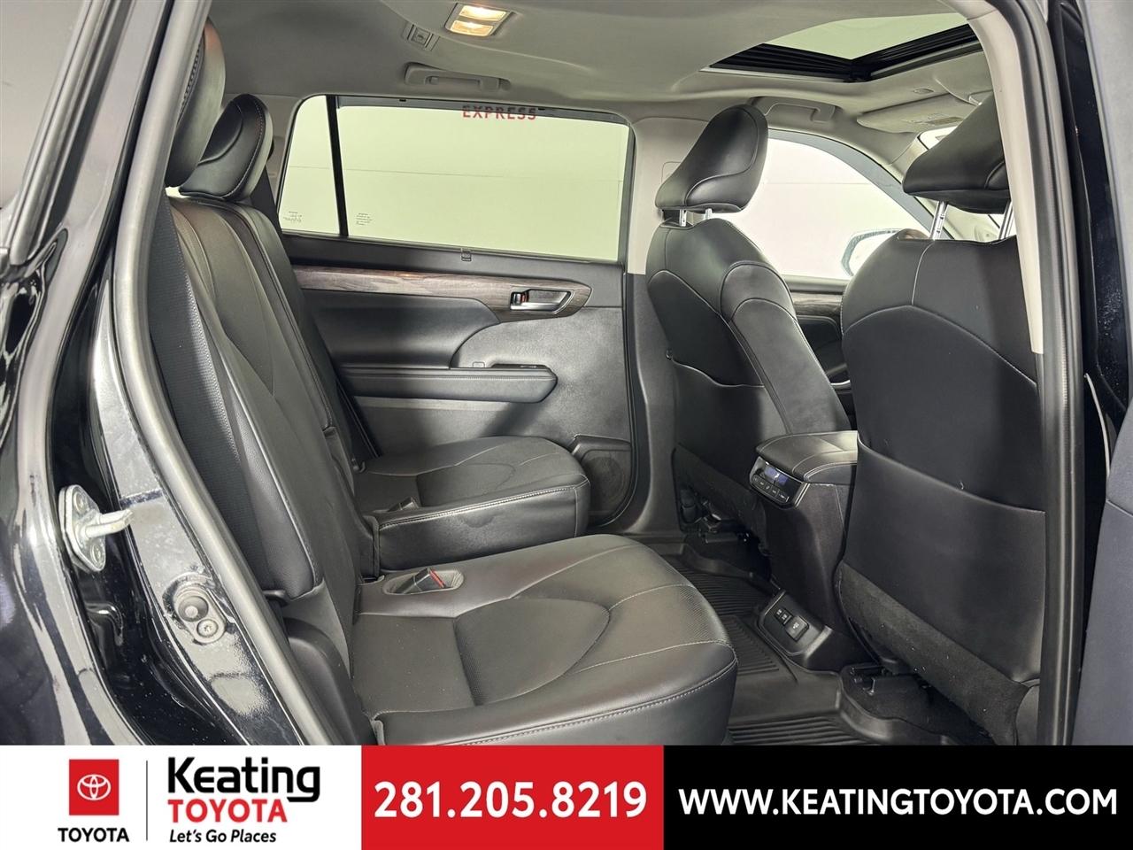 Toyota Highlander Limited AWD V6 2021