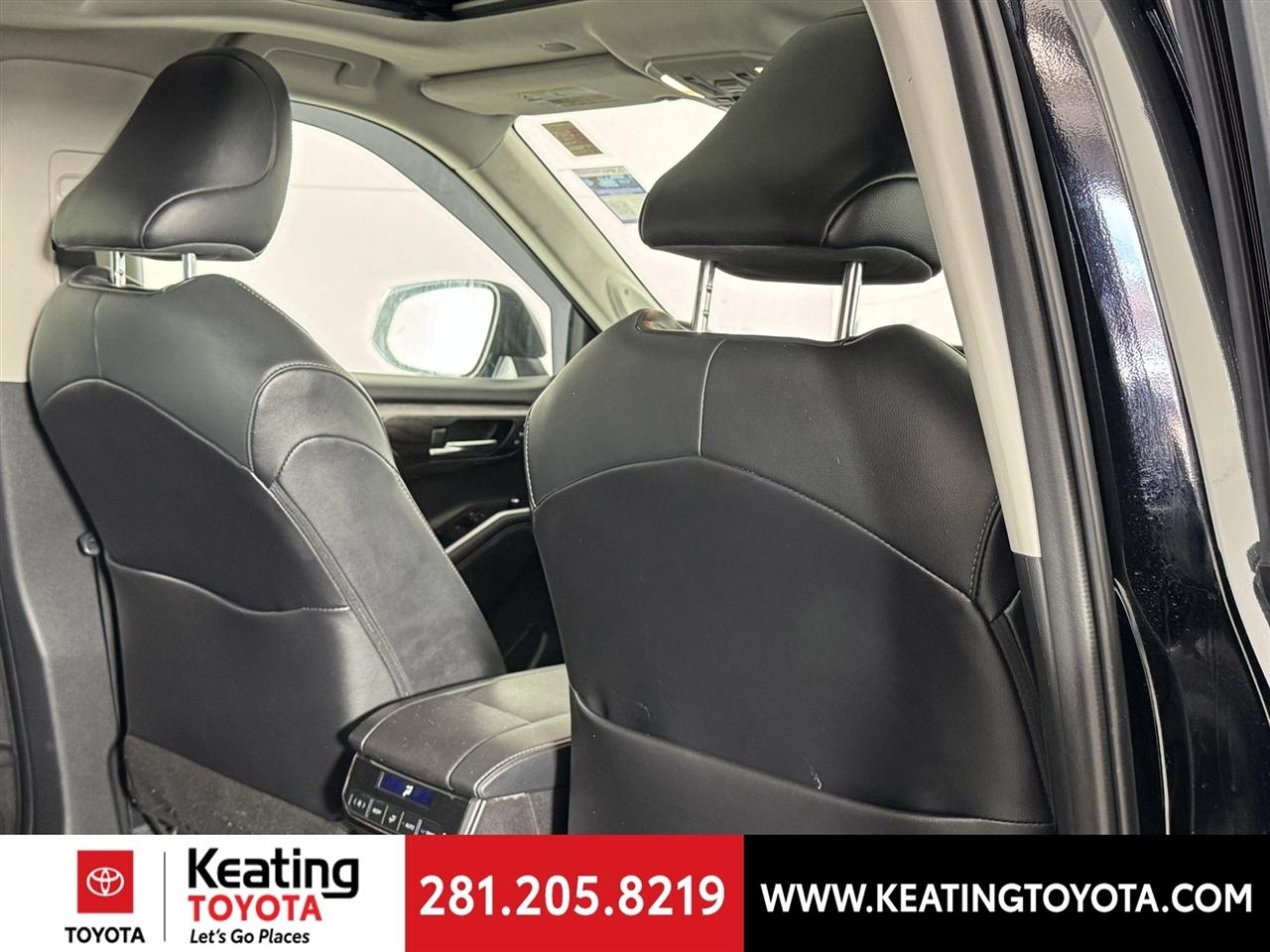 Toyota Highlander Limited AWD V6 2021