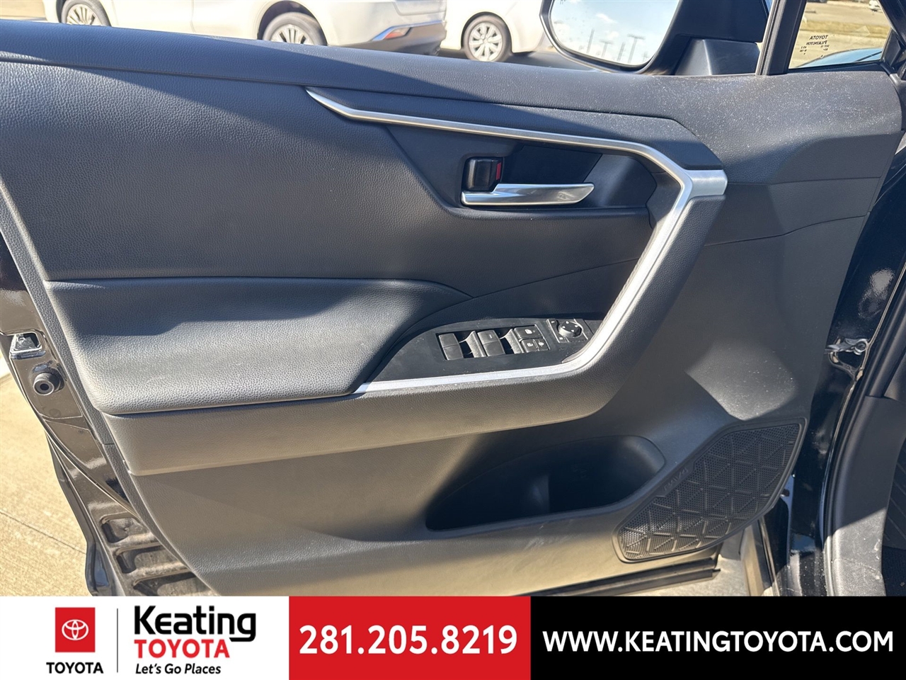 Toyota RAV4 XLE 2021