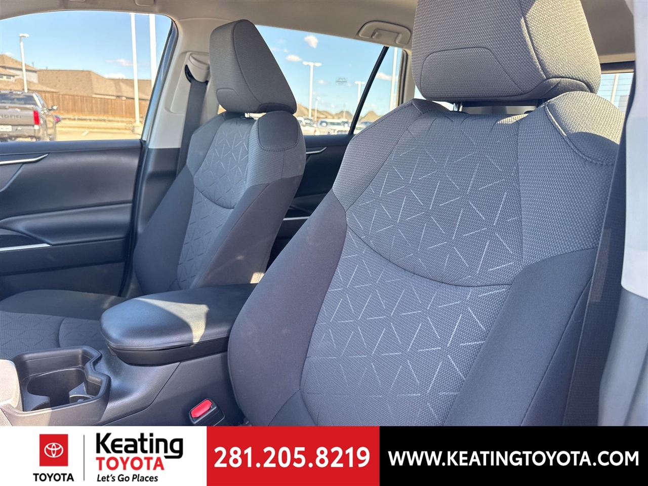 Toyota RAV4 XLE 2021