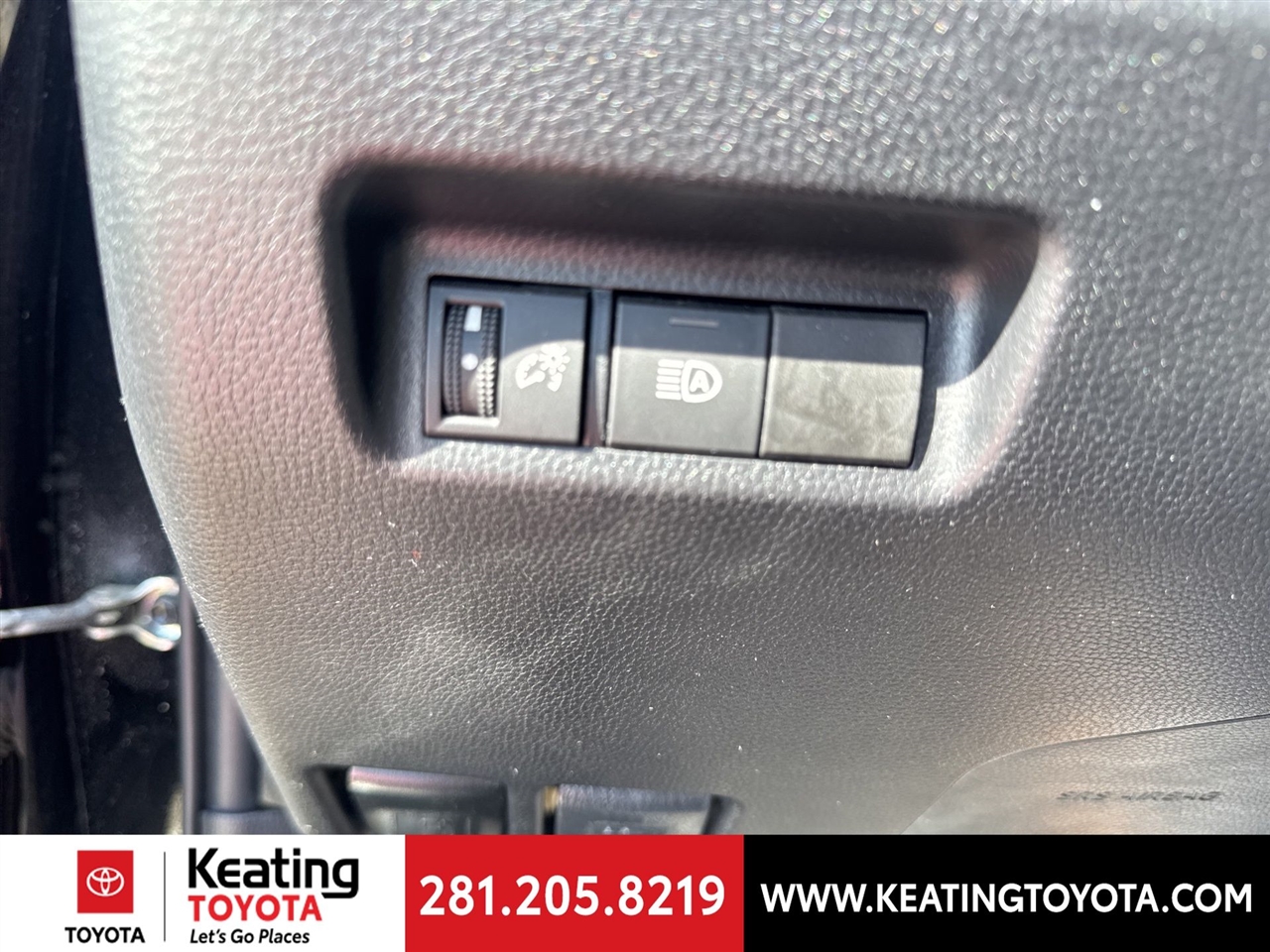 Toyota RAV4 XLE 2021