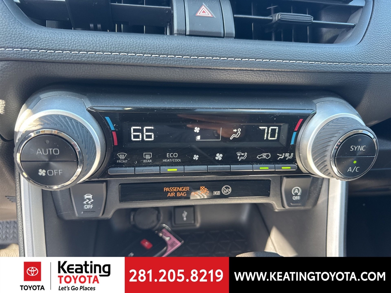 Toyota RAV4 XLE 2021