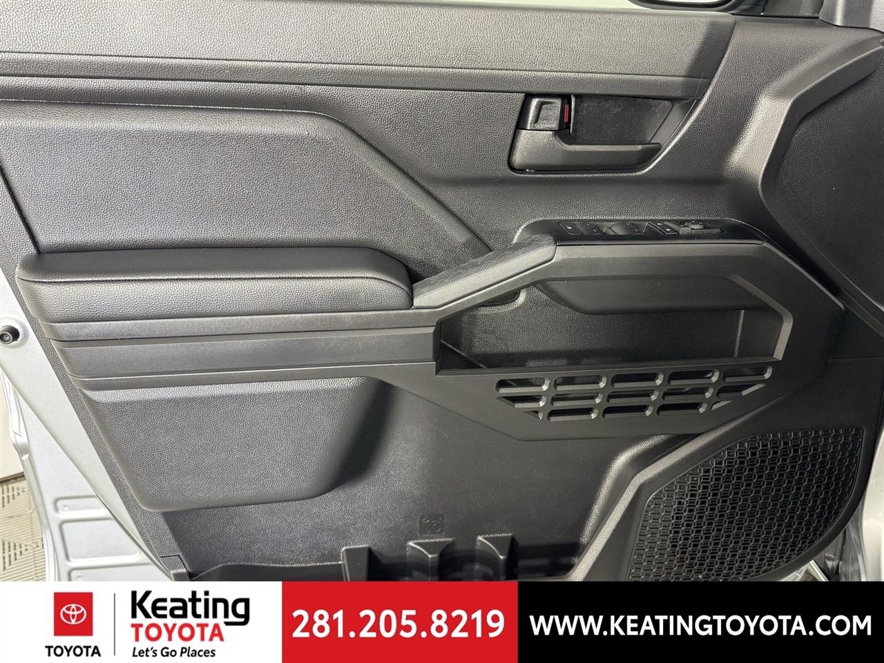 Toyota Tacoma SR Double Cab 2WD 2026