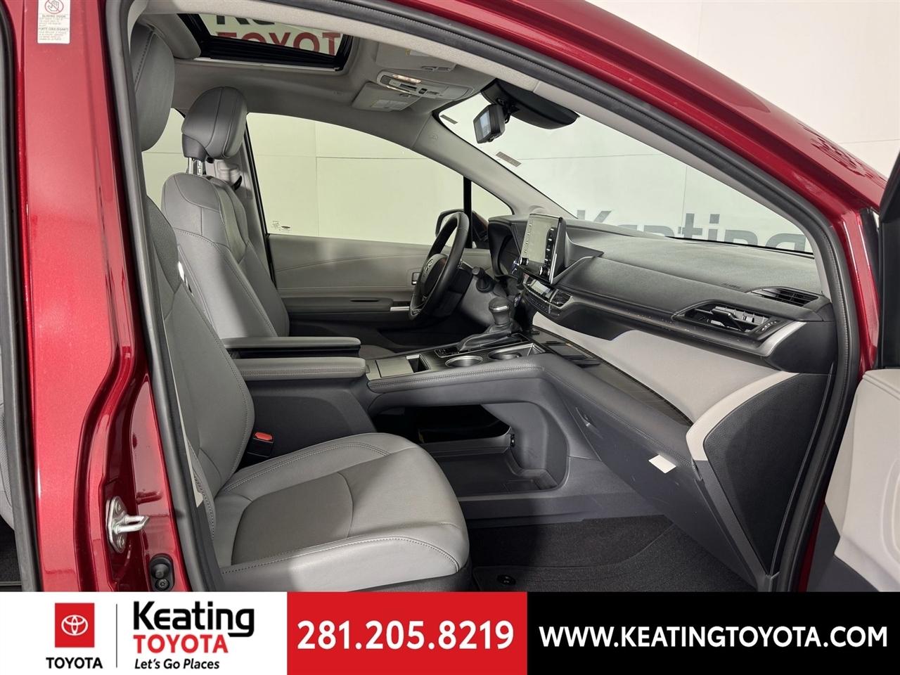 Toyota Sienna Limited 7-Passenger 2023