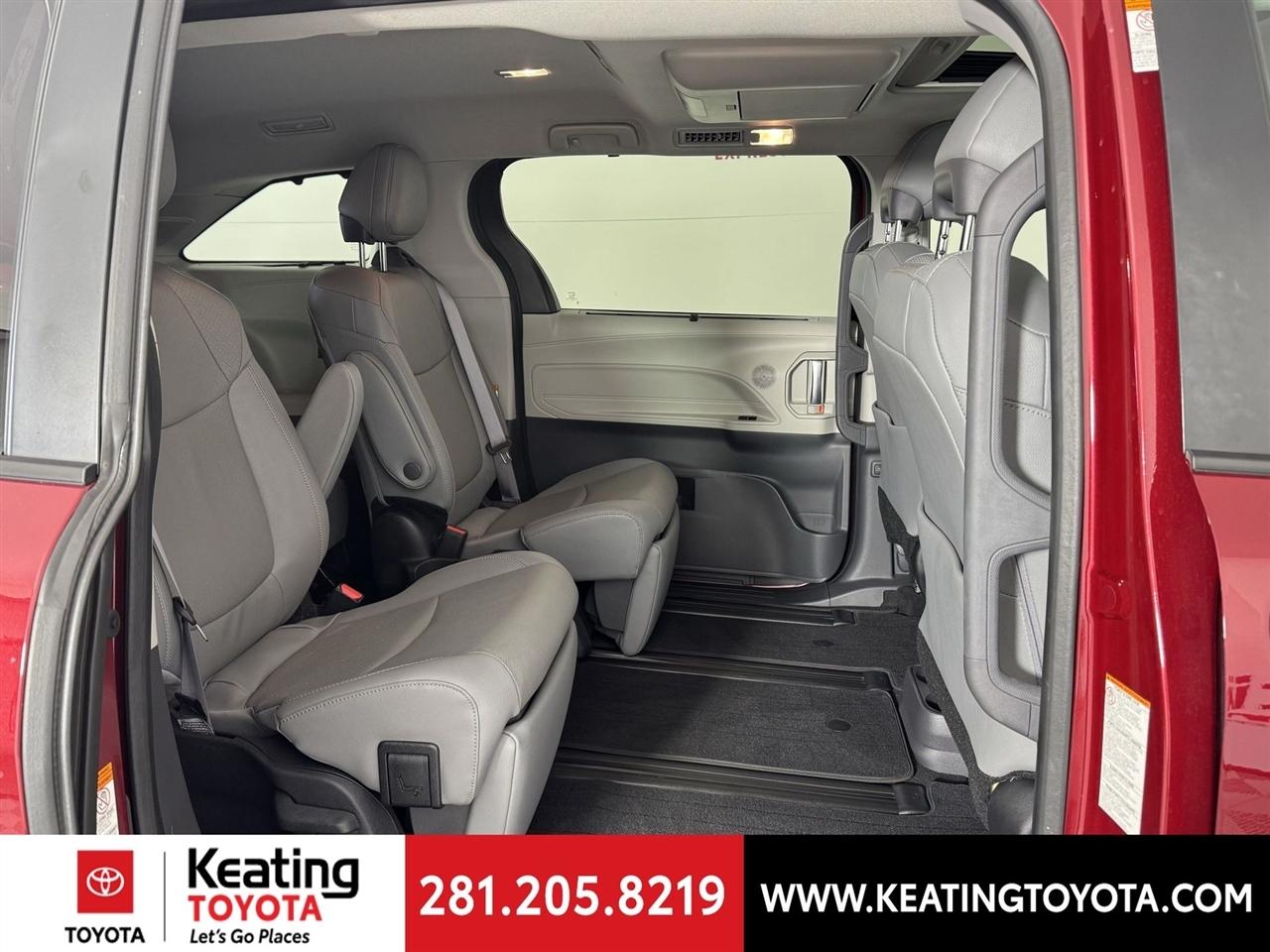 Toyota Sienna Limited 7-Passenger 2023