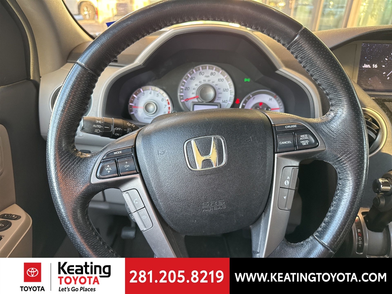 Honda Pilot Touring 2WD 5-Spd AT with DVD 2013