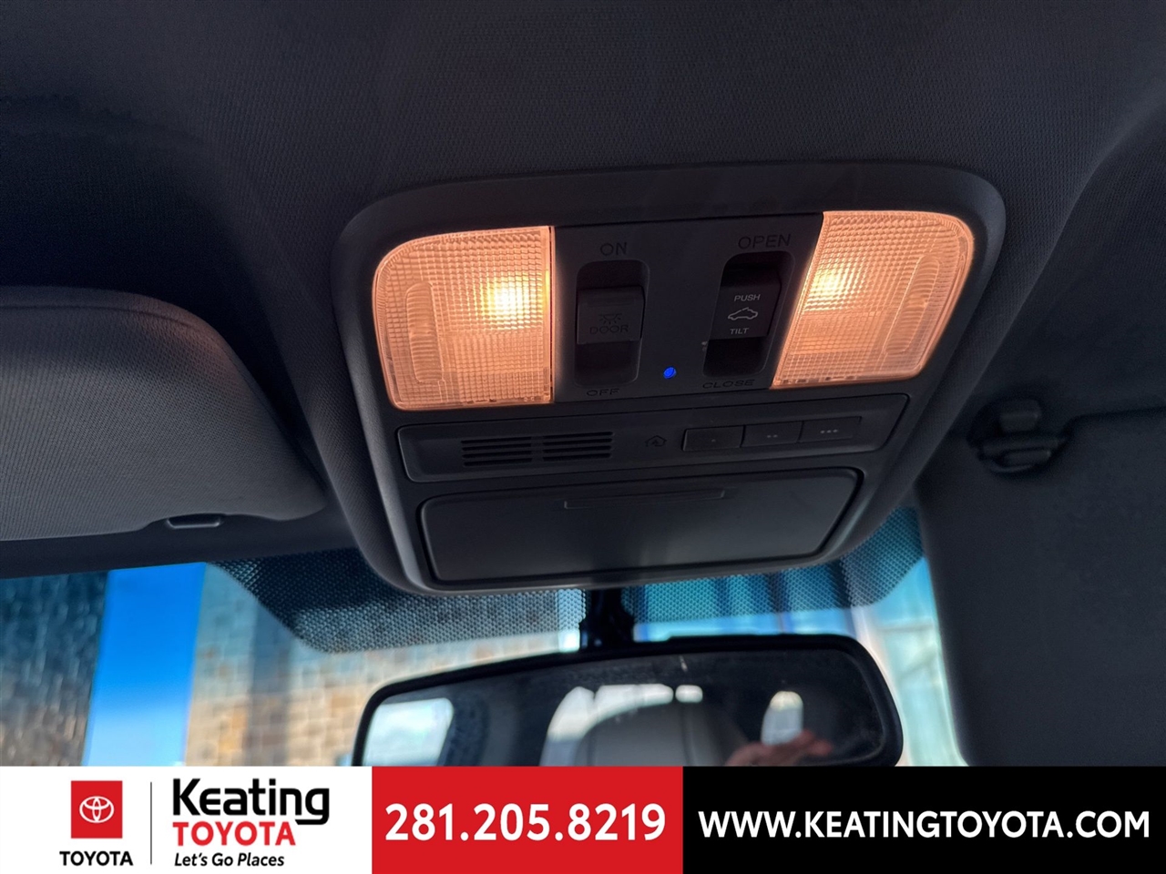 Honda Pilot Touring 2WD 5-Spd AT with DVD 2013