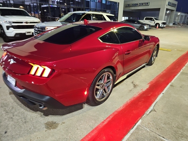 Ford Mustang EcoBoost Coupe 2024