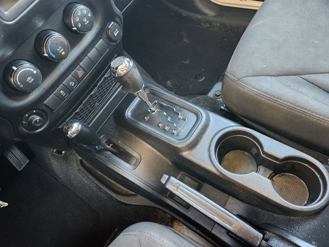 Jeep Wrangler Unlimited Sport 4WD 2016