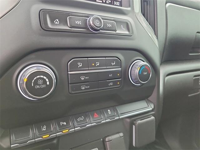 Chevrolet Silverado 2500HD Work Truck 4WD 2025