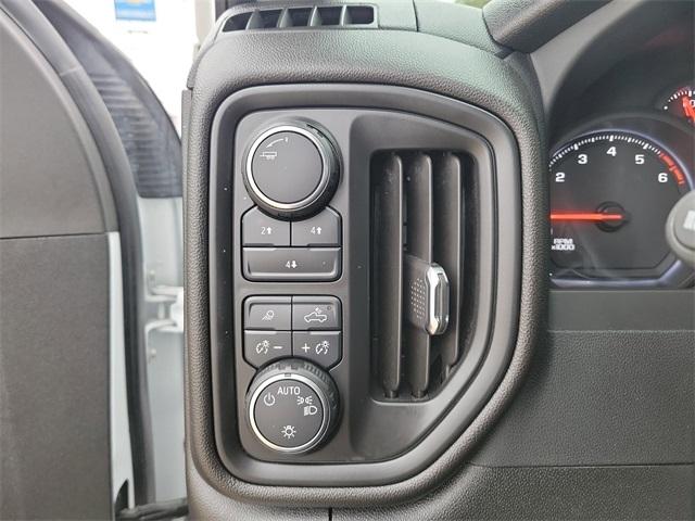 Chevrolet Silverado 2500HD Work Truck 4WD 2025