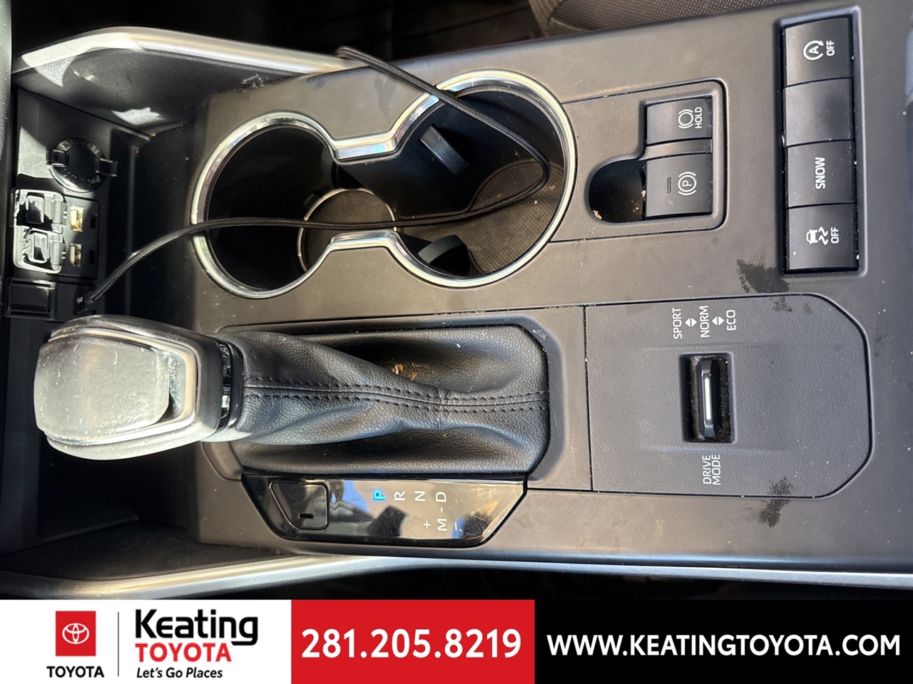 Toyota Highlander LE FWD V6 2021