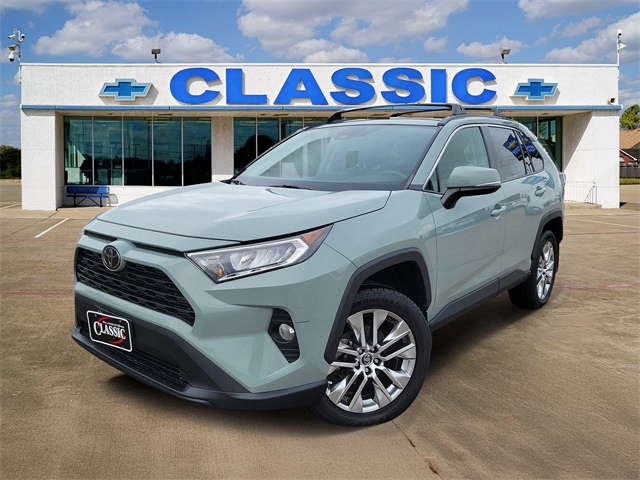 Toyota RAV4 XLE Premium AWD 2021