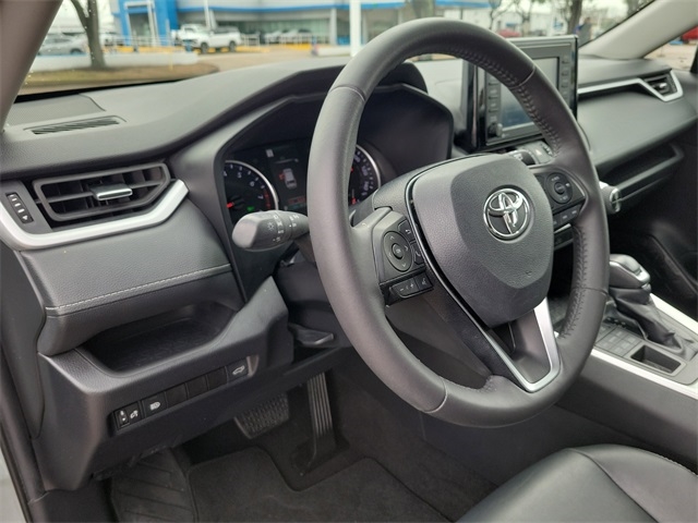 Toyota RAV4 XLE Premium AWD 2021