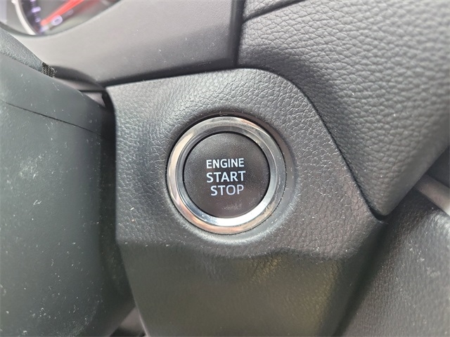 Toyota RAV4 XLE Premium AWD 2021