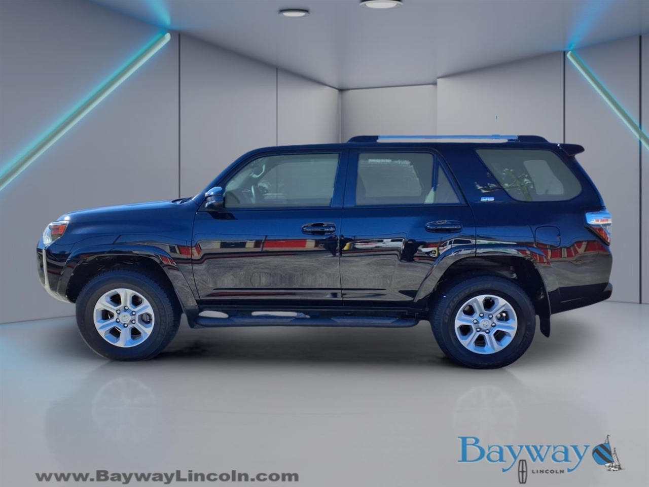 Toyota 4Runner SR5 4WD 2022