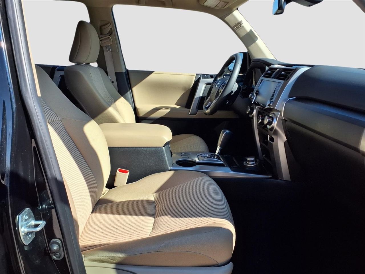 Toyota 4Runner SR5 4WD 2022