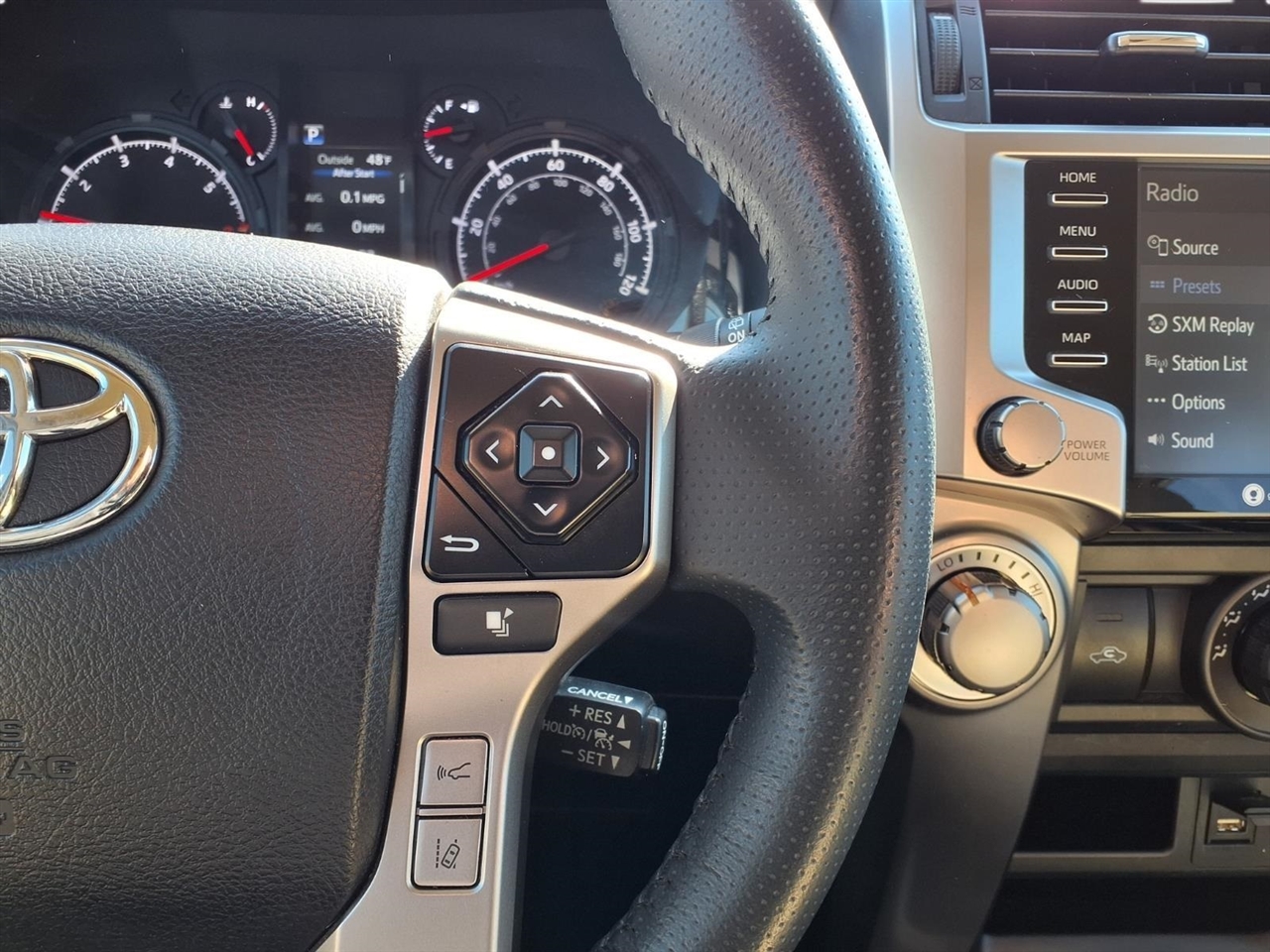 Toyota 4Runner SR5 4WD 2022