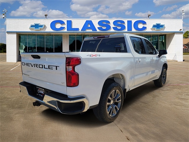 Chevrolet Silverado 1500 LT-L Crew Cab 4WD 2023