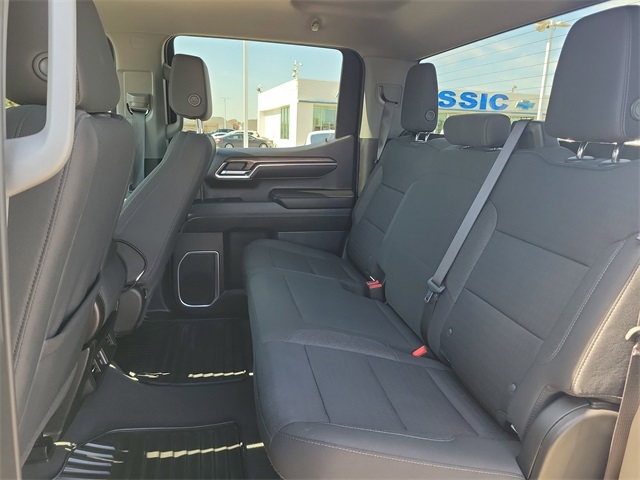 Chevrolet Silverado 1500 LT-L Crew Cab 4WD 2023