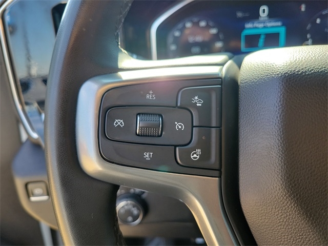 Chevrolet Silverado 1500 LT-L Crew Cab 4WD 2023