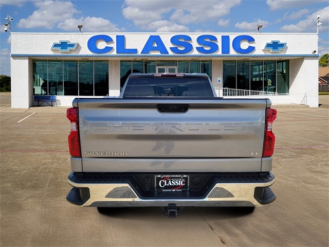 Chevrolet Silverado 1500 LT-L Crew Cab 4WD 2023