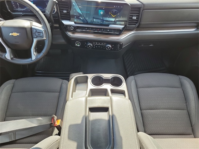 Chevrolet Silverado 1500 LT-L Crew Cab 4WD 2023