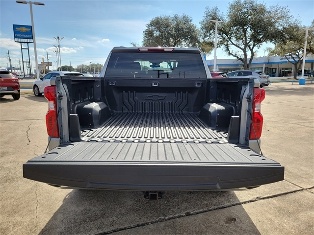 Chevrolet Silverado 1500 LT-L Crew Cab 4WD 2023
